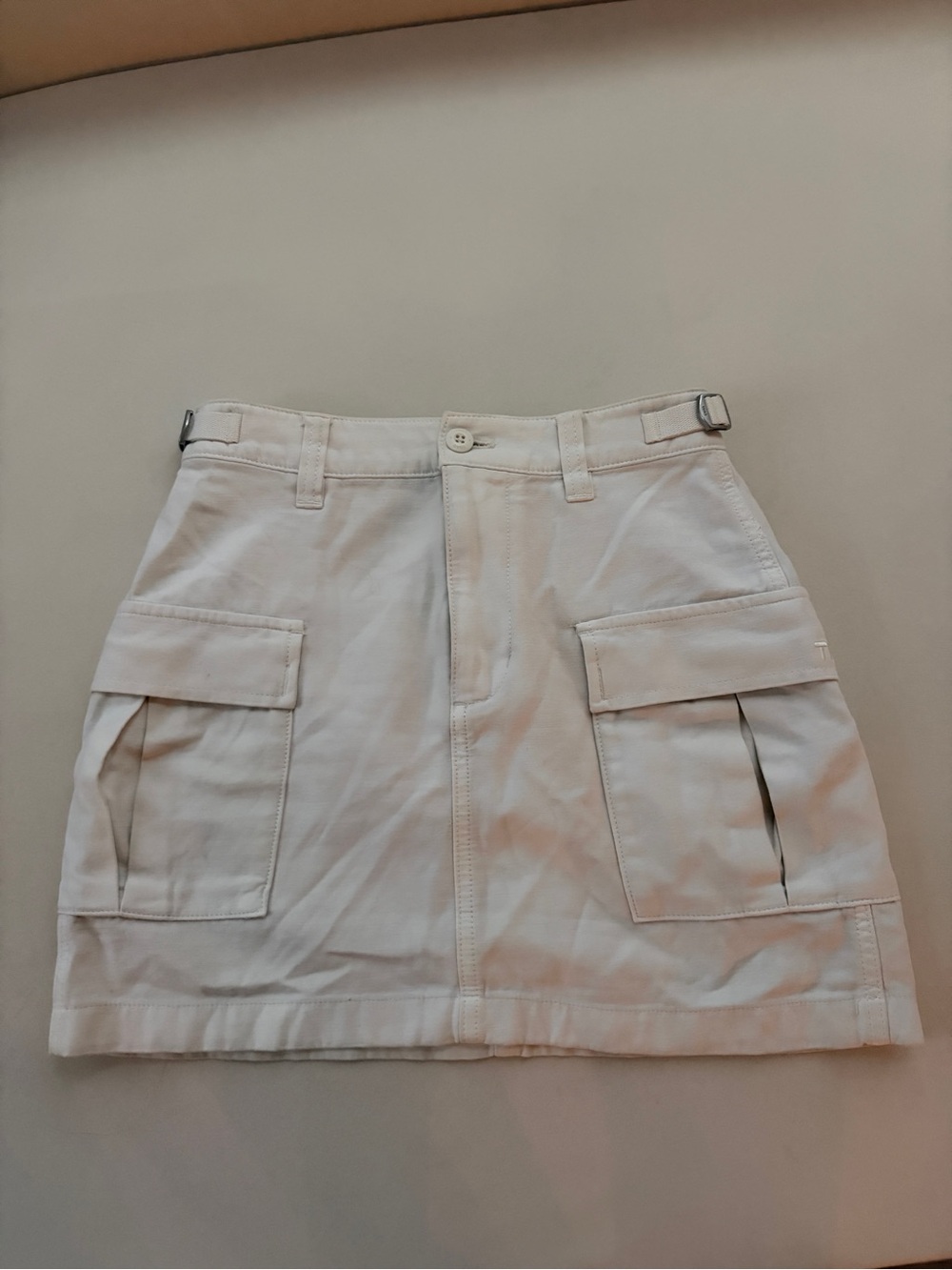 TNA Cargo Mini Skort - Cream
